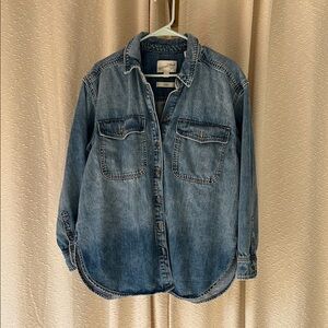 Universal Thread Denim Button-Up Shirt